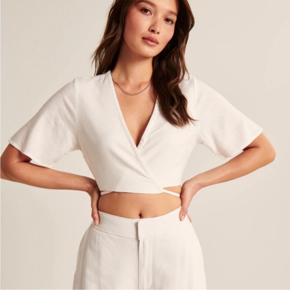 Abercrombie & Fitch linen wrap top size XS